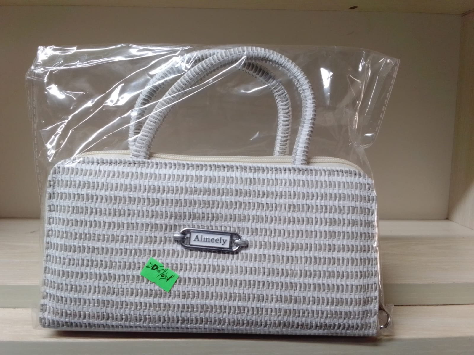 New Stylish Hand Bag for Women  ( মহিলাদের হাতের ব্যাগ ) - https://upokar24.com