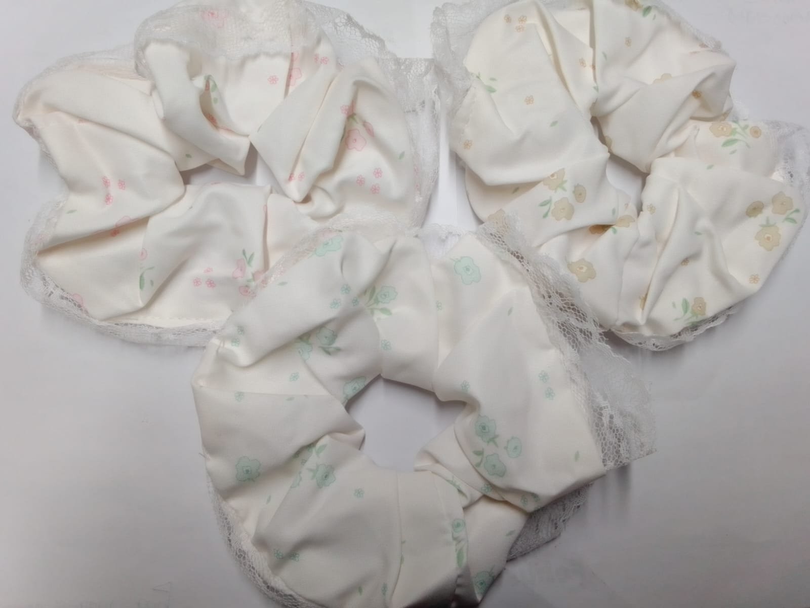 Korean-Style High-Grade Satin bowl Hair Band Simple ( মেয়েদের মাথার চুলের ব্যান্ড ) - https://upokar24.com